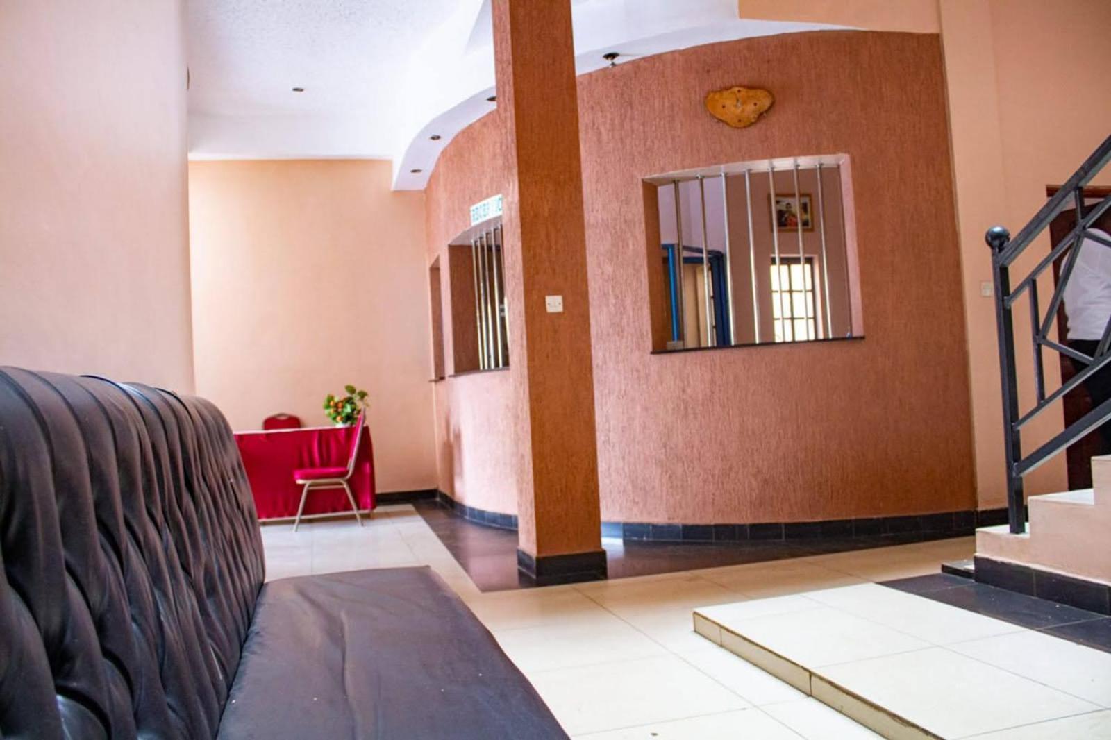 Deka Hotel Ngara Equity Найроби Екстериор снимка