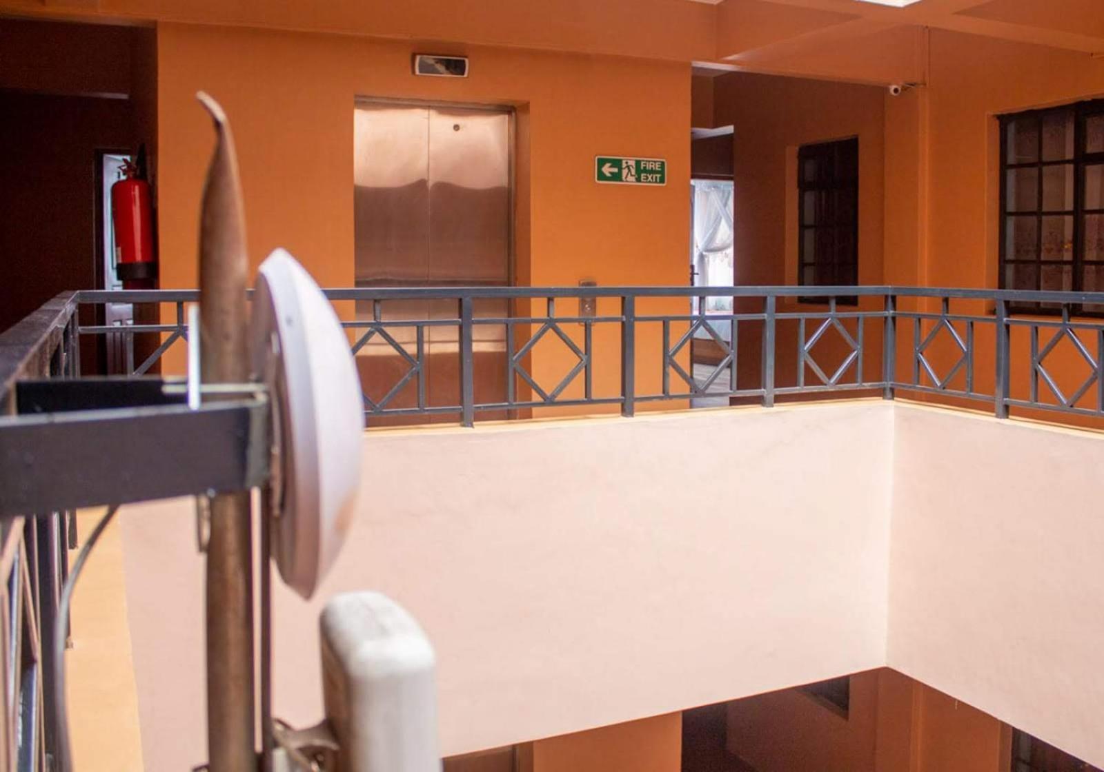 Deka Hotel Ngara Equity Найроби Екстериор снимка
